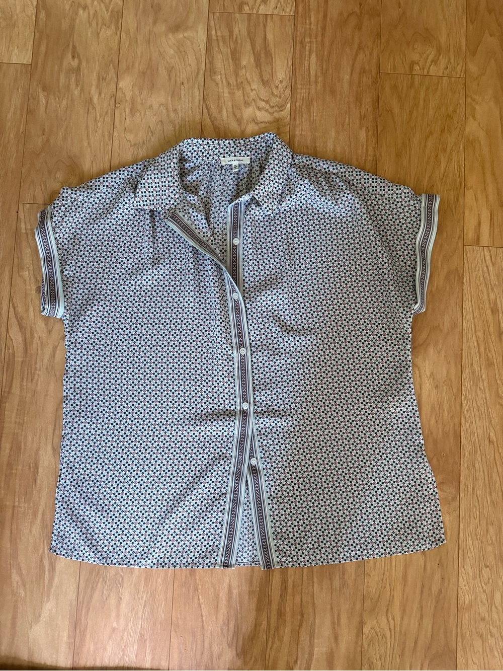 Max Studio Cream Blouse with Navy and Red Geometric Accents